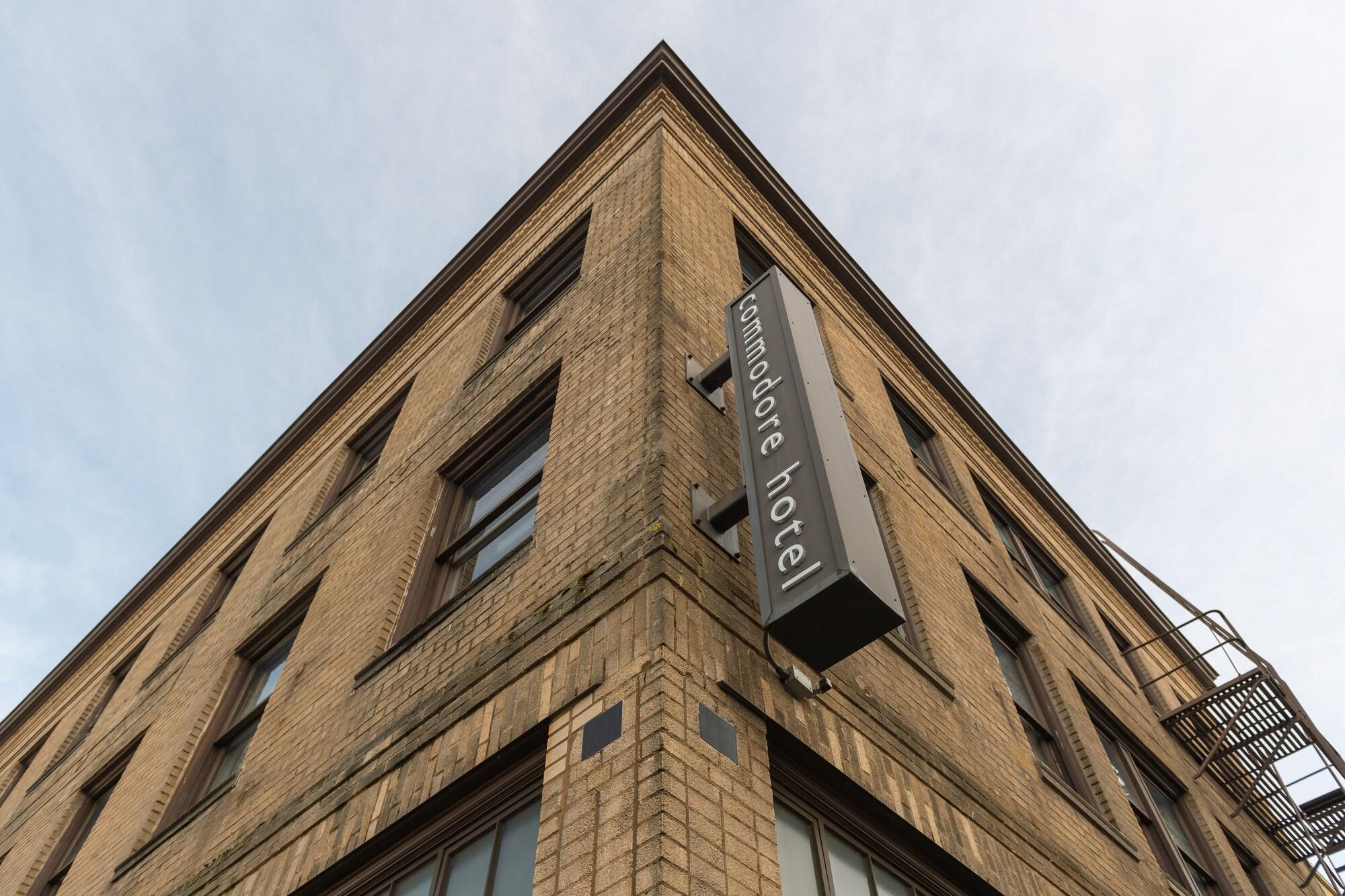 Commodore Hotel Astoria Exteriér fotografie